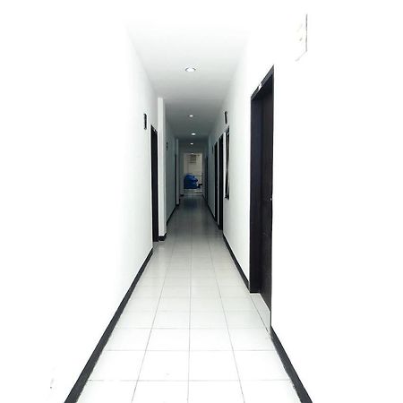 Super Oyo 1678 Jati Exclusive Homestay Bengkulu Exterior foto